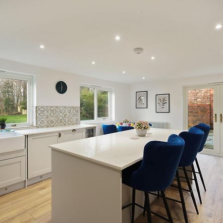 Victorian Retreat In Liverpool ノウズリー エクステリア 写真